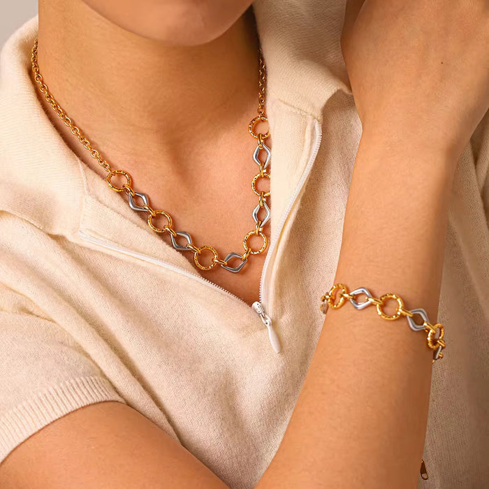 18K Real Gold-Plated Stainless Steel Hammered O Square Links Necklace for Women