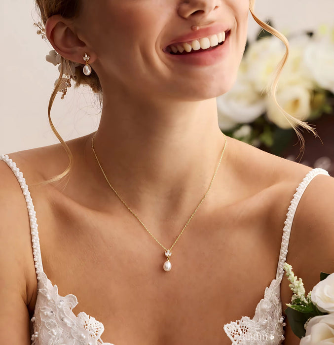 18K Real Gold-Plated Stainless-Steel Classic Cultured Pearl Necklace and Earrings Set for Women