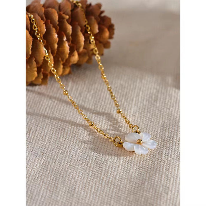 18K Gold Plated Elegant Natural Seashell Flower Necklace