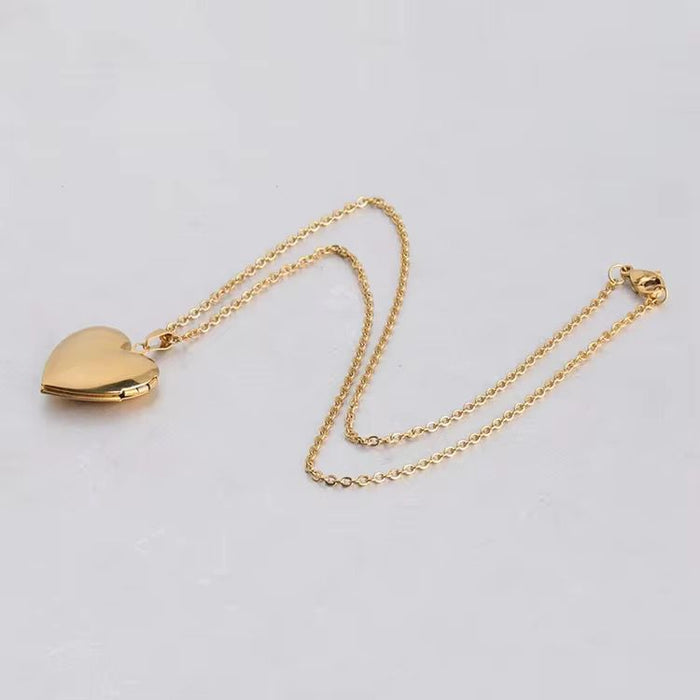 18K PVD Gold Open Album Locket Heart Pendant Necklaces for Women