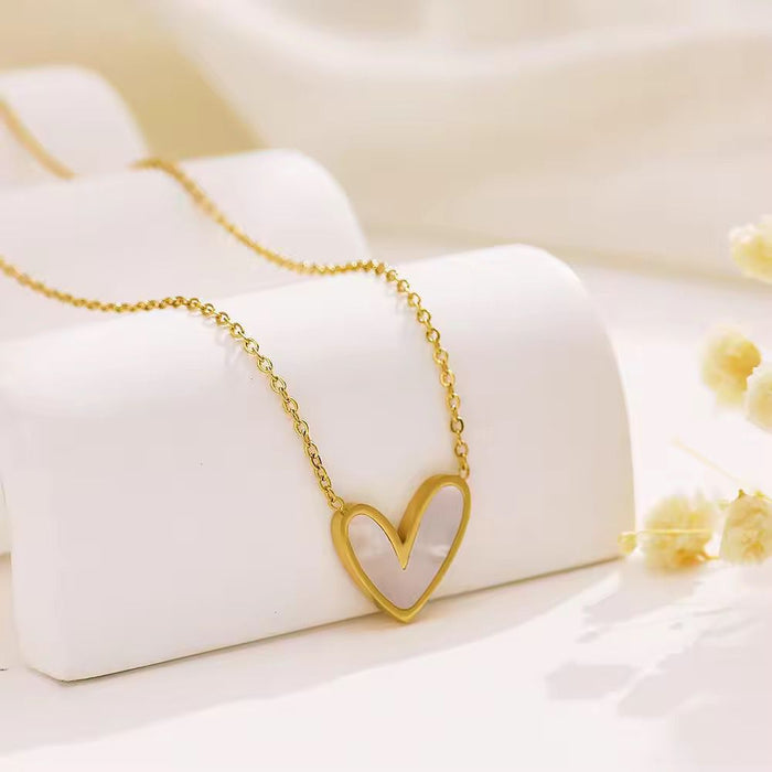 18K PVD Gold Plated Classic Shell Heart Pendant Necklace Jewelry for Women