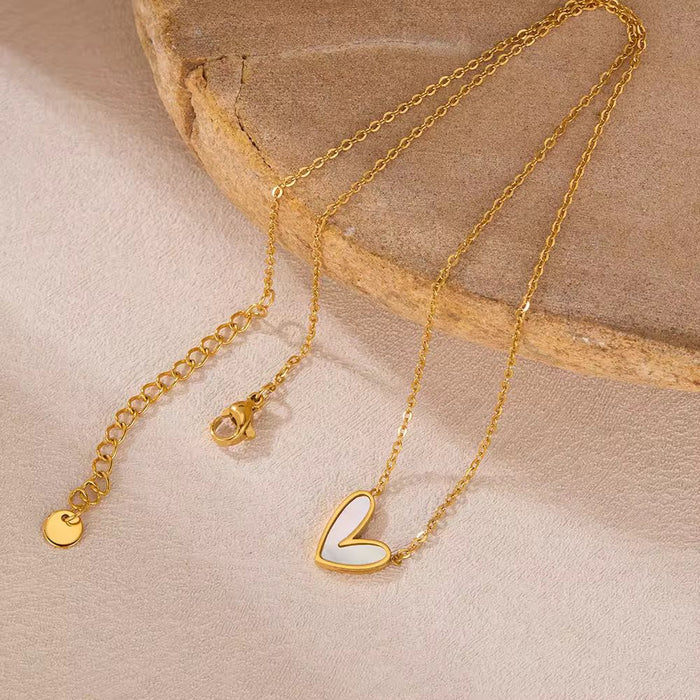18K PVD Gold Plated Classic Shell Heart Pendant Necklace Jewelry for Women