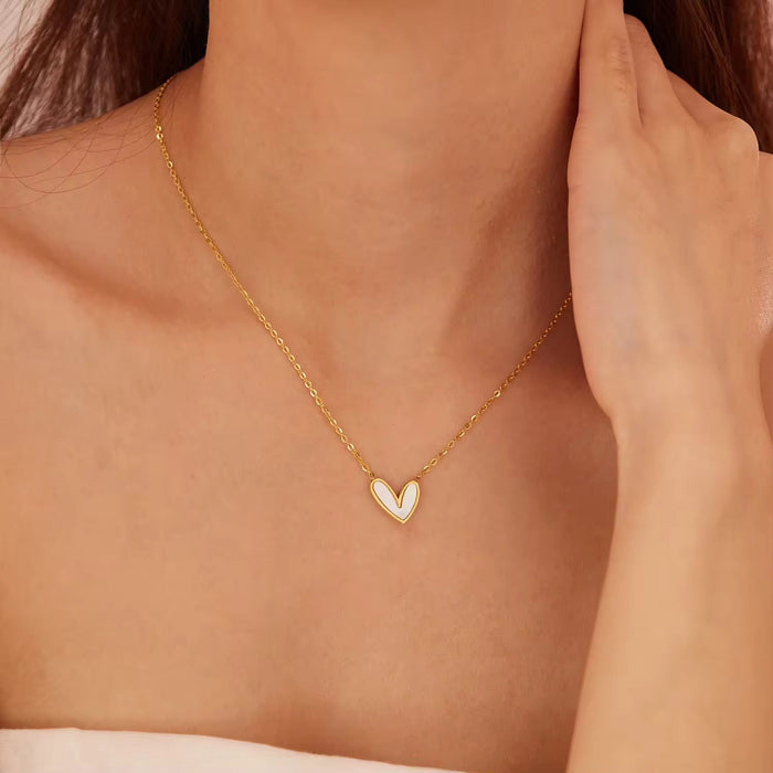 18K PVD Gold Plated Classic Shell Heart Pendant Necklace Jewelry for Women
