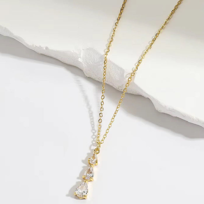 18K Real Gold-Plated Sparkling Zircon Tiny Waterdrop Pendant Necklace for Women