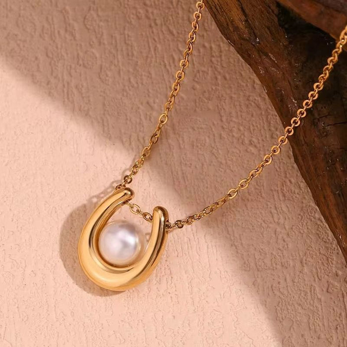 18K PVD Gold Plated U-Shaped Pearl Pendant Necklace for Women