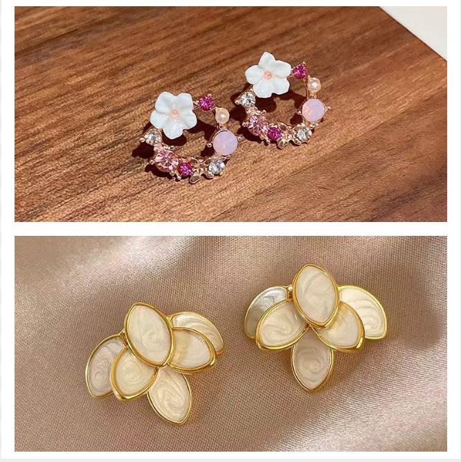 Pack of Silver Needle Hollow Set Diamond Flower Pearl Earrings & Alloy Leaf Flower Stud Earrings