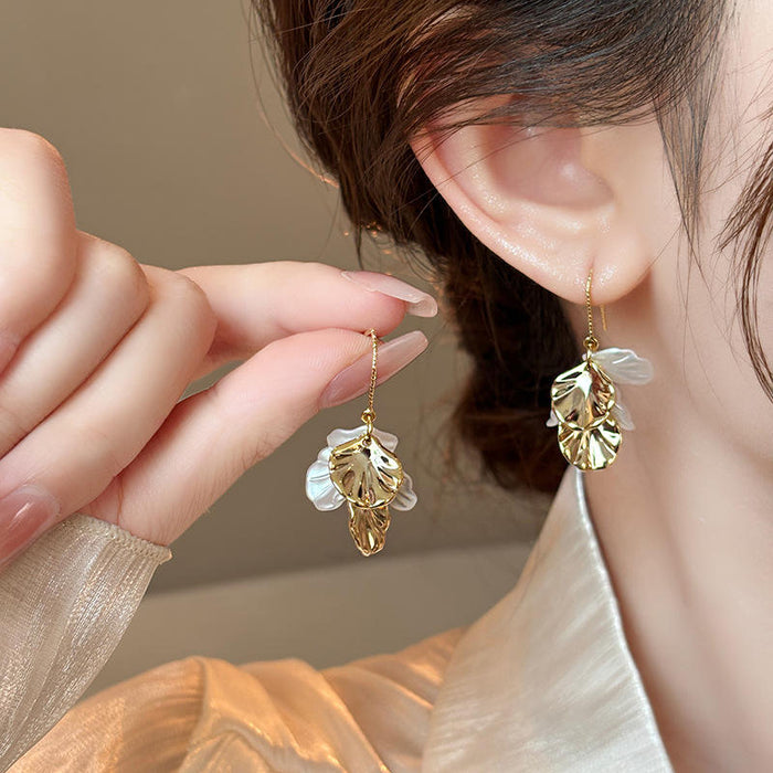 Pack of Vintage Drop Earrings & White Brown Resin Flower Drop Earrings for Women